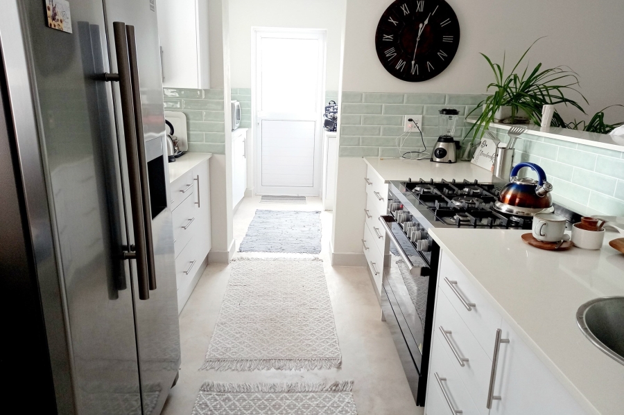 3 Bedroom Property for Sale in Bluewater Bay Western Cape